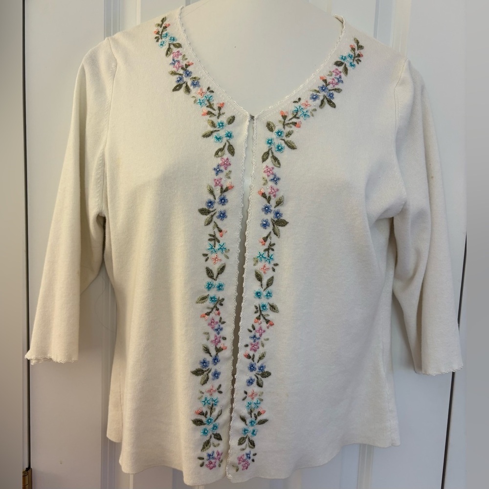 Carolyn Taylor Cardigan Vintage 3/4 sleeve Floral embroidered large grandmacore